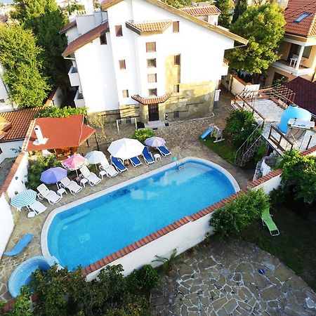 Guest House Yanita Warna Zewnętrze zdjęcie