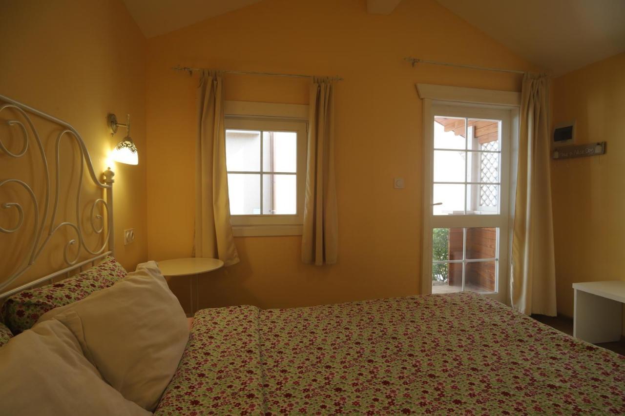 Guest House Yanita Warna Zewnętrze zdjęcie
