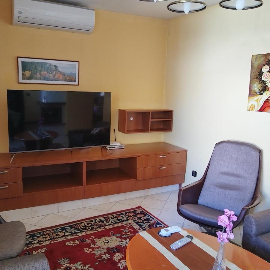 Guest House Yanita Warna Zewnętrze zdjęcie