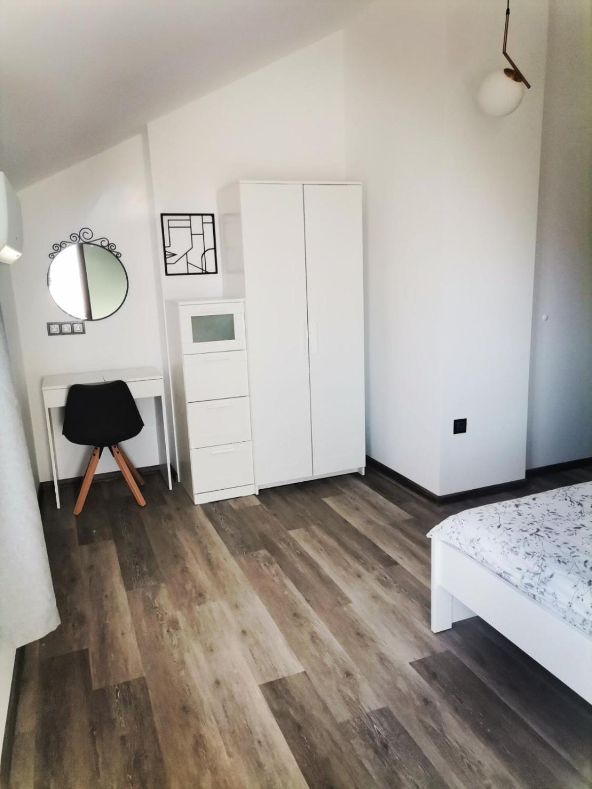 Guest House Yanita Warna Zewnętrze zdjęcie