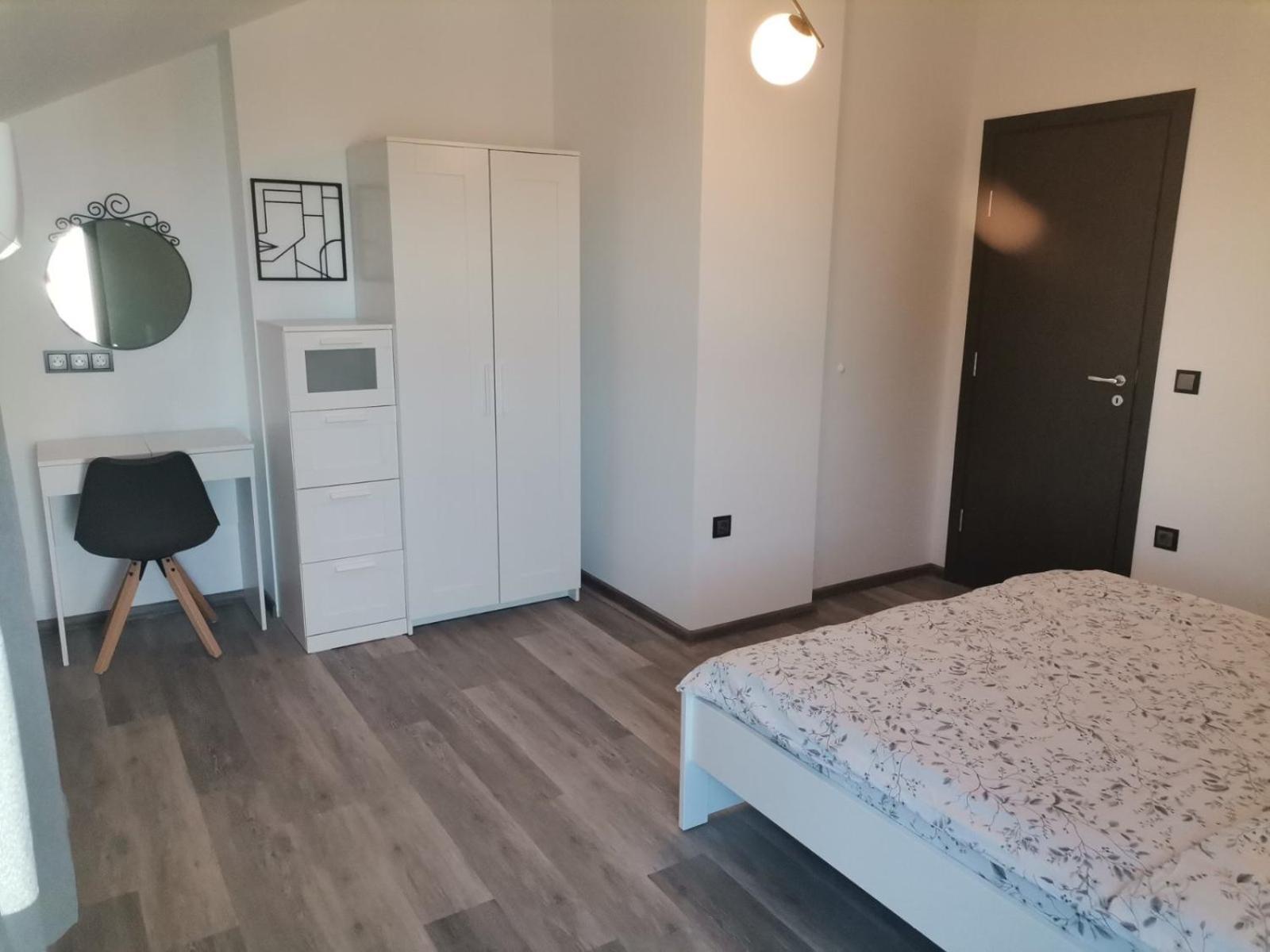 Guest House Yanita Warna Zewnętrze zdjęcie